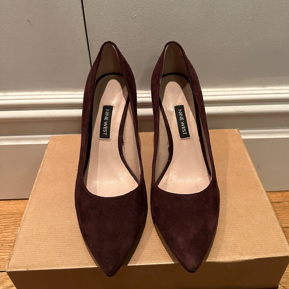 Nine West Chocolate Pumps